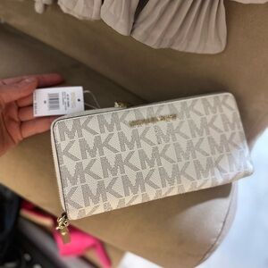 Michael Kors White Wallet with Iconic Logo Pattern